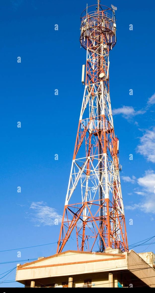 cellphone-tower-cell-site-cell-tower-cellular-base-station-cell-phone-ET0AJT2.jpg